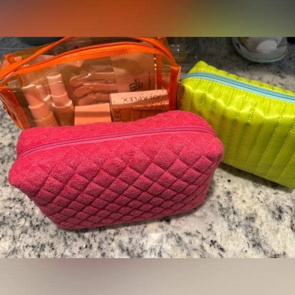 Beauty samples bundle - Picture 10 of 10